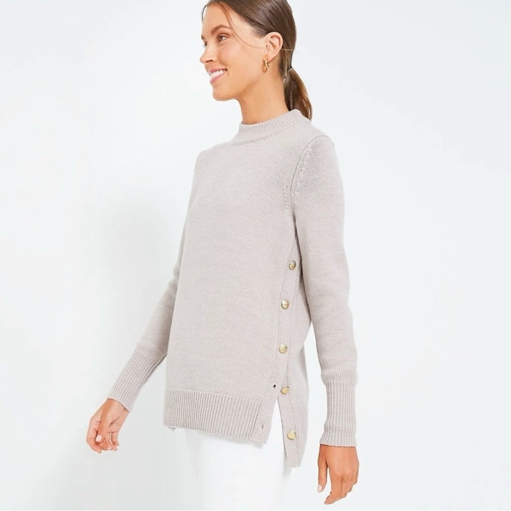 Tuckernuck Bexley Button Seam Wool Blend Sweater in Wheat Grey Women’s Small - Picture 2 of 8